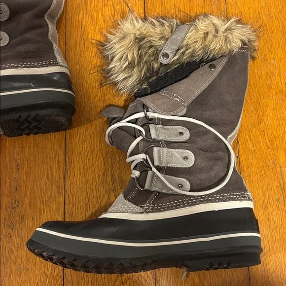 Sorel Joan of Arctic Winter Boot, Size 9.5 - Picture 4 of 7